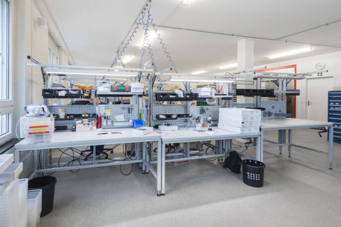 Montagetische mit Aufbau {{brizy_dc_image_alt imageSrc=